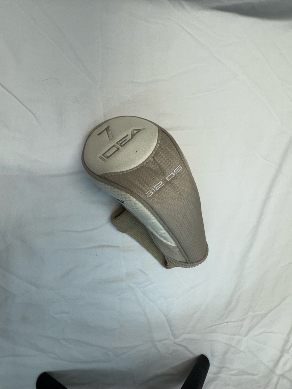 Adams Golf Club Headcover in Beige/Gray